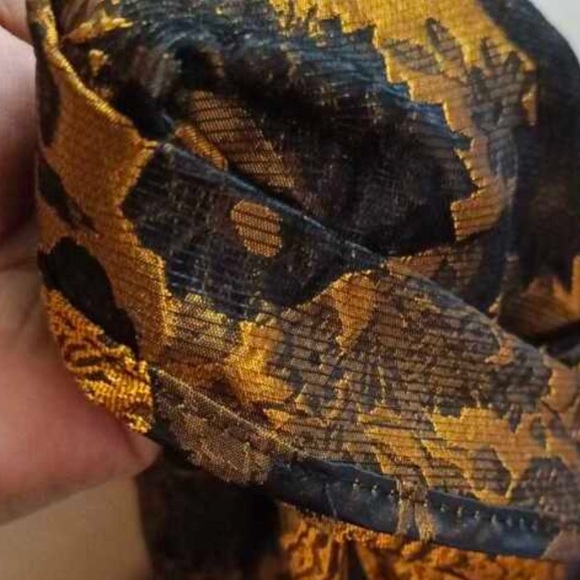 Elegant Floral A-Line Midi Dress - Picture 4 of 5